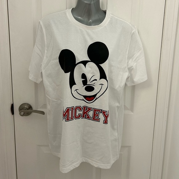 Disney Tops - Cotton Mickey Mouse T-Shirt, Sz M